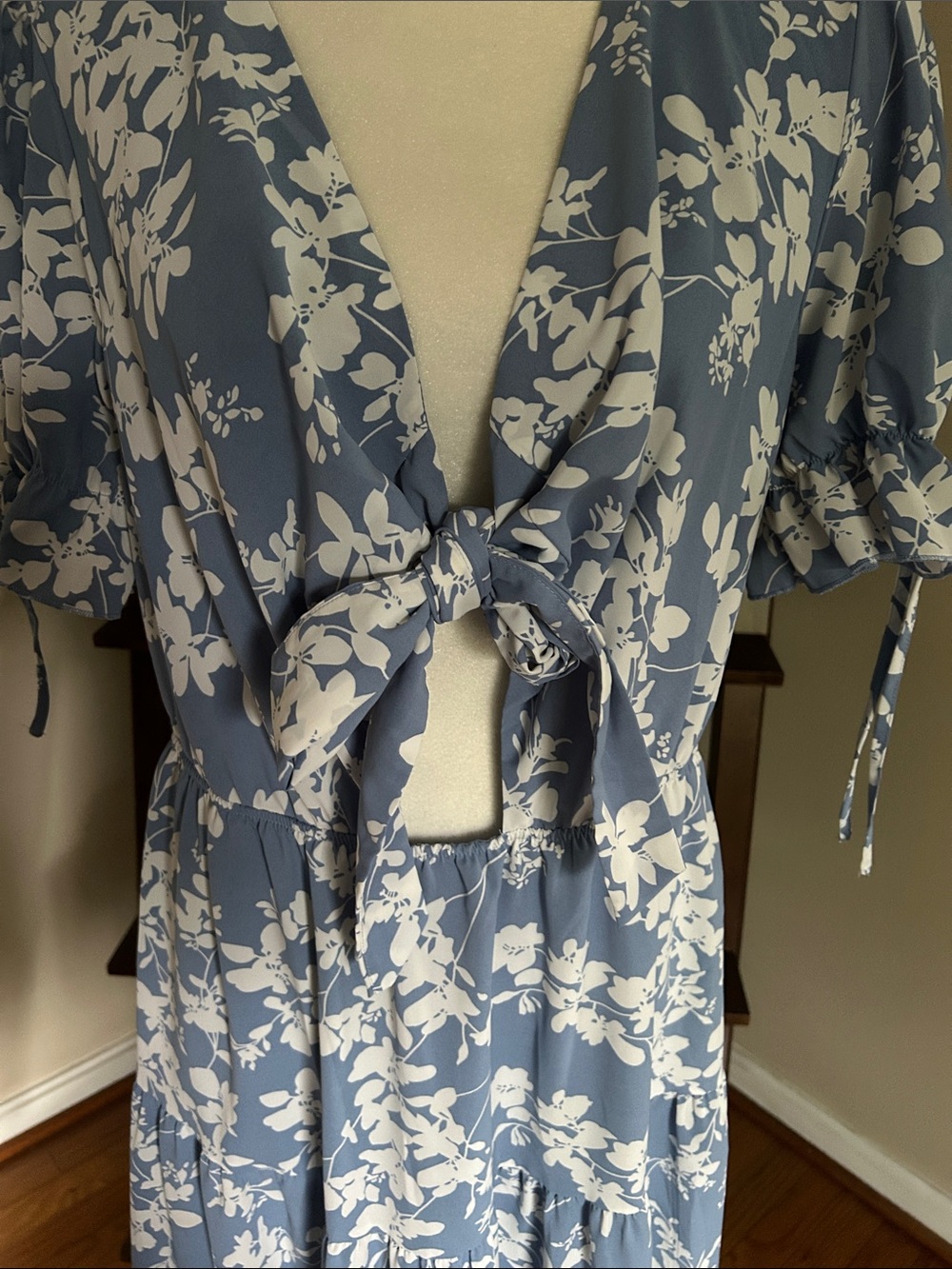 Blue Floral Tie-Front Maxi Dress - Picture 3 of 7